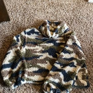 Wild fable crop camo crew neck